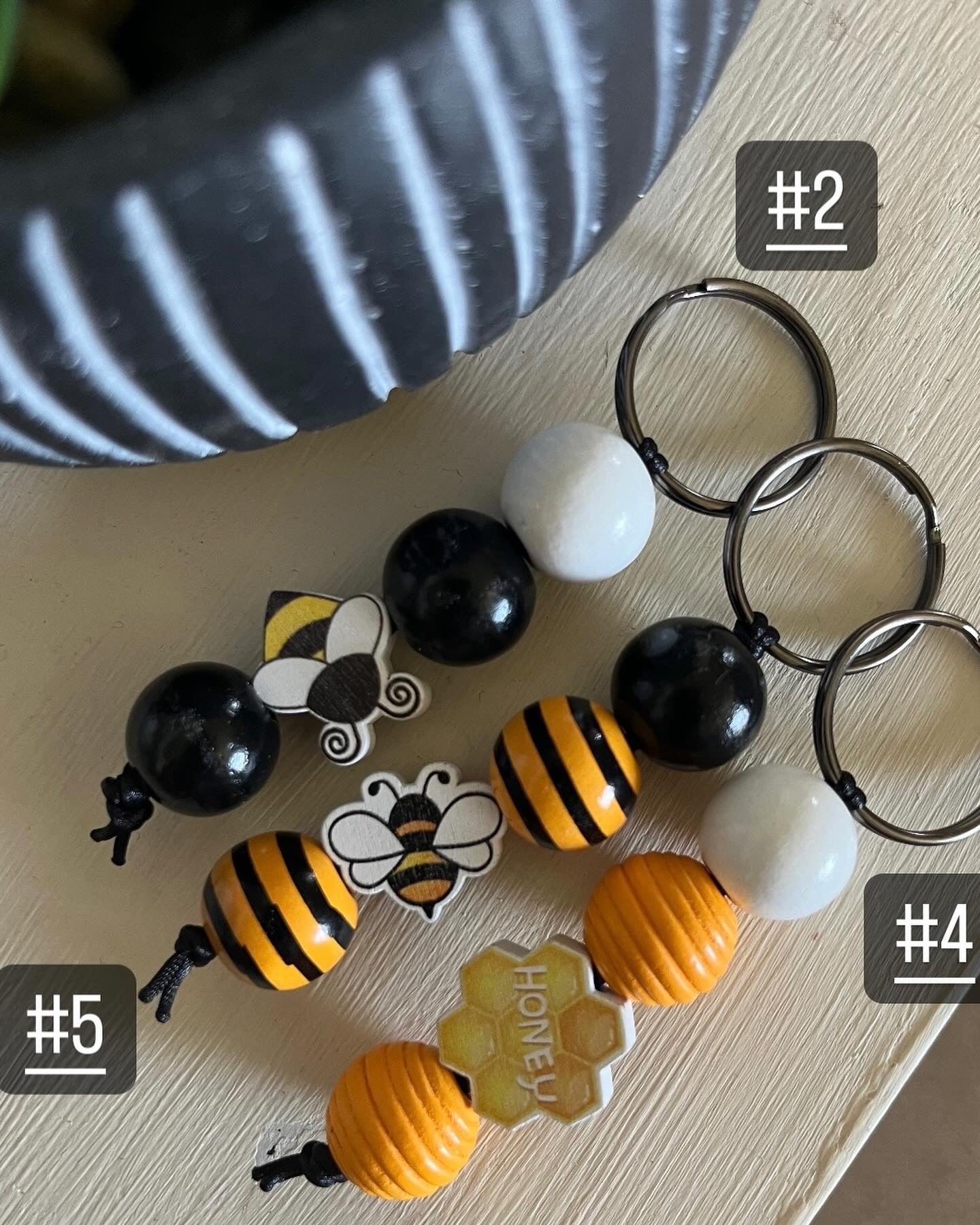 Bee Chains! (Little key chains)